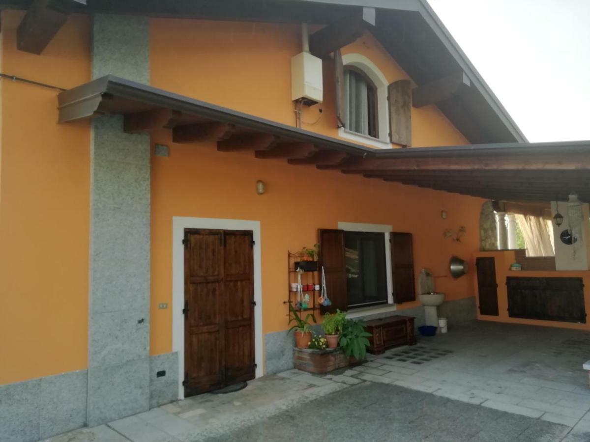 Un Bell Incontro Apartment Borgo Ticino Exterior photo